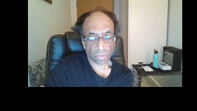 Snapshot of rauncher1 chatting on May 2026 11:03:01 PM rauncher1 online show from May 2026 11:03:01 PM