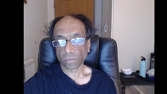Snapshot of rauncher1 chatting on June 2026 08:09:02 AM rauncher1 online show from June 2026 08:09:02 AM