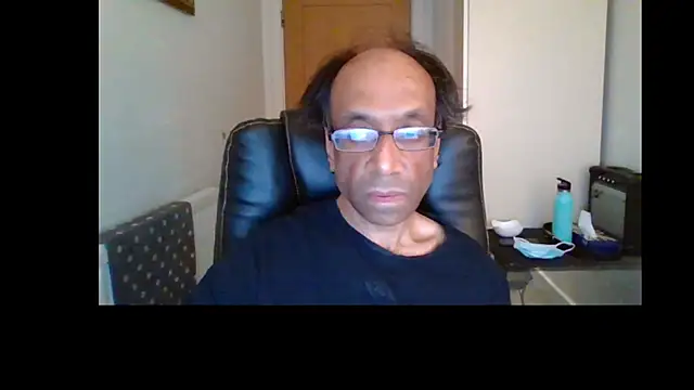 Snapshot of rauncher1 chatting on June 2026 08:24:02 AM rauncher1 online show from June 2026 08:24:02 AM