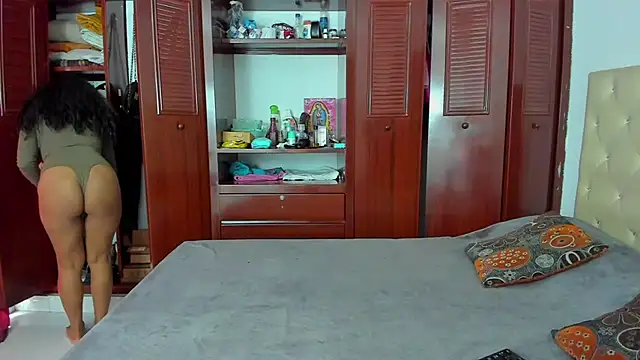 LUISSA  online show from January 2025 02:19:01 PM