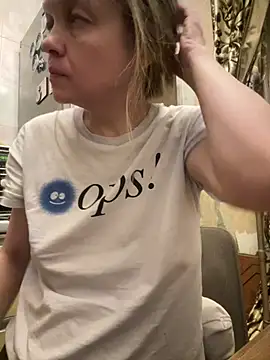 Susanel online show from January 2025 04:51:02 PM