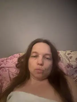 Snapshot of Susanel chatting on July 2026 10:49:02 PM Susanel online show from July 2026 10:49:02 PM