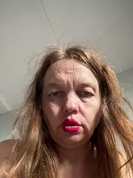 Snapshot of Susanel chatting on July 2026 10:33:02 AM Susanel online show from July 2026 10:33:02 AM
