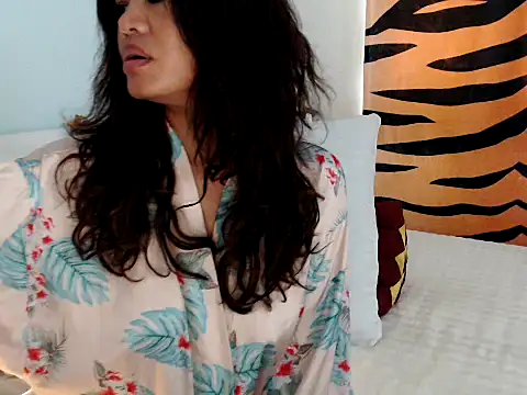 Snapshot of nareethai chatting on December 2025 07:26:02 AM nareethai online show from December 2025 07:26:02 AM