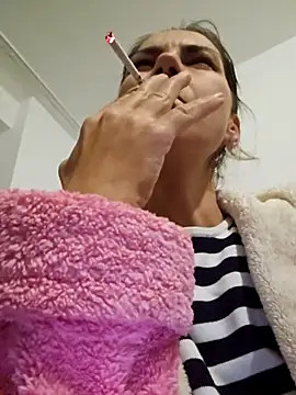 Snapshot of FeliciaKrige chatting on October 2025 09:15:02 PM FeliciaKrige online show from October 2025 09:15:02 PM