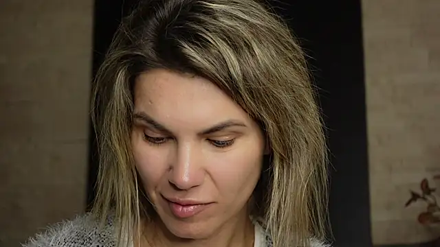 FeliciaKrige online show from April 2026 07:29:02 PM