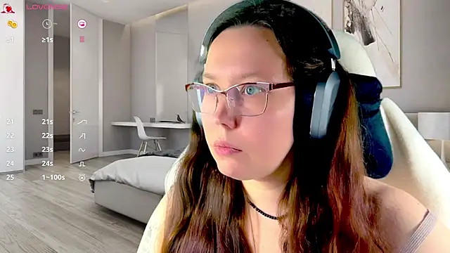 Victoria Romans online show from April 2026 11:40:02 AM