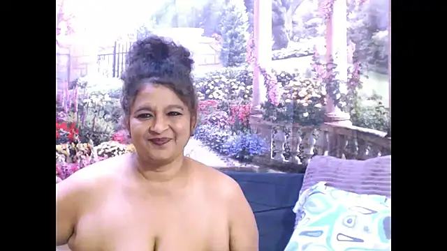 Snapshot of indianstar75 chatting on March 2025 04:49:01 AM indianstar75 online show from March 2025 04:49:01 AM