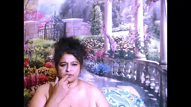 Snapshot of indianstar75 chatting on March 2025 10:16:01 PM indianstar75 online show from March 2025 10:16:01 PM