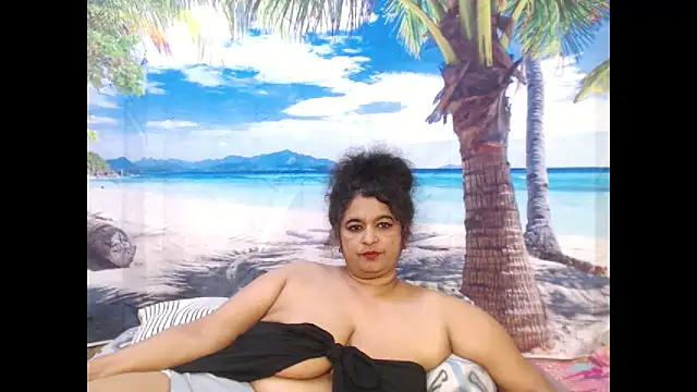 Snapshot of indianstar75 chatting on September 2025 06:07:01 PM indianstar75 online show from September 2025 06:07:01 PM