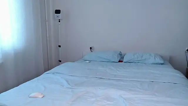 Milky   Way online show from February 2025 01:03:01 PM