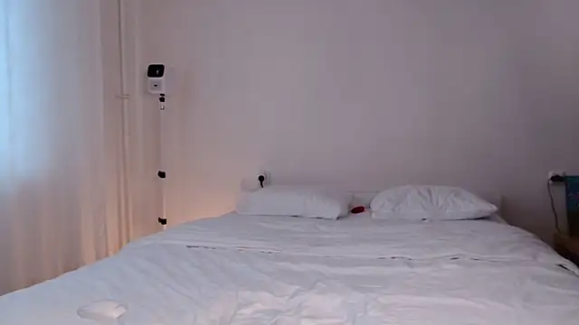 Milky   Way online show from March 2025 01:06:02 PM