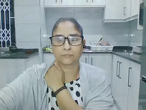 Snapshot of Indiankushy chatting on June 2026 04:55:01 PM Indiankushy online show from June 2026 04:55:01 PM