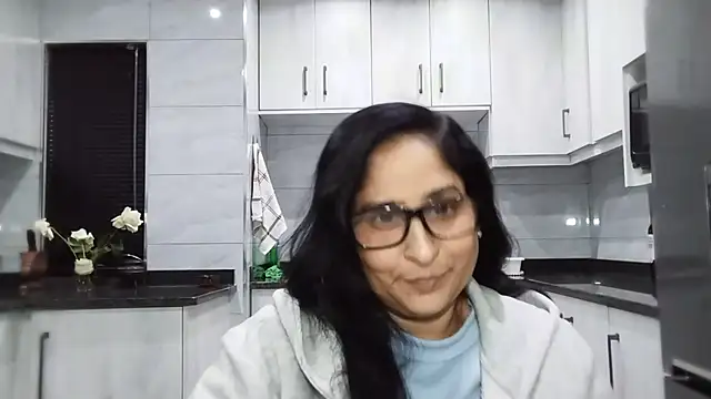 Snapshot of Indiankushy chatting on July 2026 06:17:01 PM Indiankushy online show from July 2026 06:17:01 PM