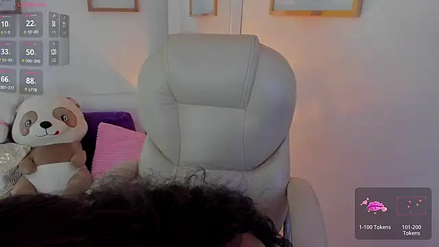 zobe love online show from March 2026 05:45:02 PM