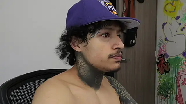 trieone online show from February 2026 01:45:01 AM