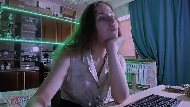 Snapshot of pa1e_pr1ncess chatting on July 2026 06:16:02 AM pa1e pr1ncess online show from July 2026 06:16:02 AM