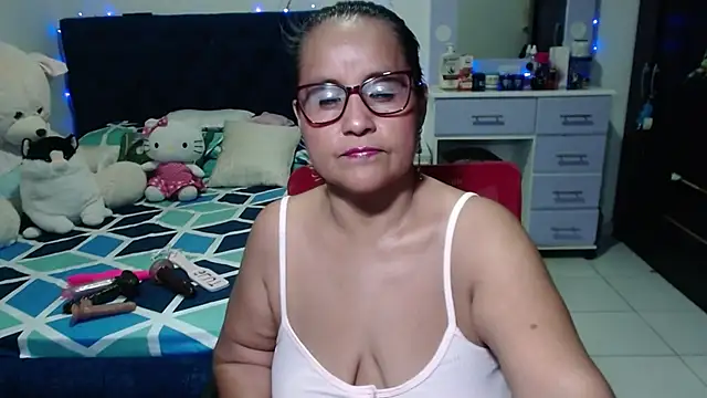 pervert mommy  online show from December 2025 09:49:01 AM