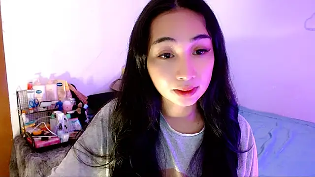 SweetLilly 18 online show from November 2025 02:01:02 AM