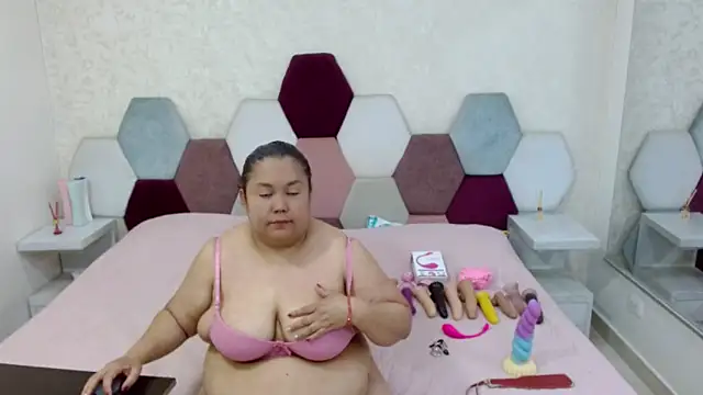 angel blue online show from January 2026 04:44:01 PM