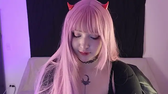 KuroChan420 online show from December 2024 11:05:01 PM