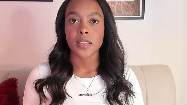 Snapshot of Emma_jonness chatting on March 2026 06:00:01 PM Emma jonness online show from March 2026 06:00:01 PM