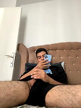 Snapshot of Ffhdr chatting on October 2025 12:24:02 PM Ffhdr online show from October 2025 12:24:02 PM