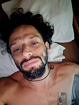 Toycockhot online show from October 2025 01:33:02 PM