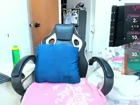 ebonnylatinx online show from December 2024 09:44:01 PM