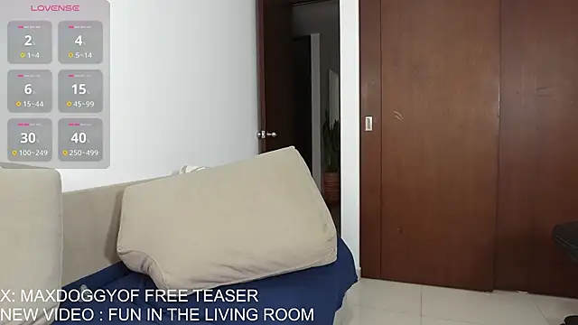 maxdoggy1 online show from January 2026 12:49:02 AM