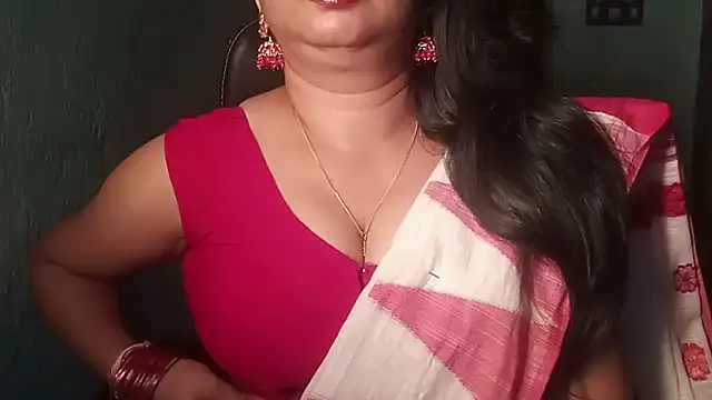 Snapshot of YourModhu chatting on June 2026 06:06:02 PM YourModhu online show from June 2026 06:06:02 PM