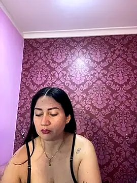 juliana diaz online show from December 2025 11:37:01 AM