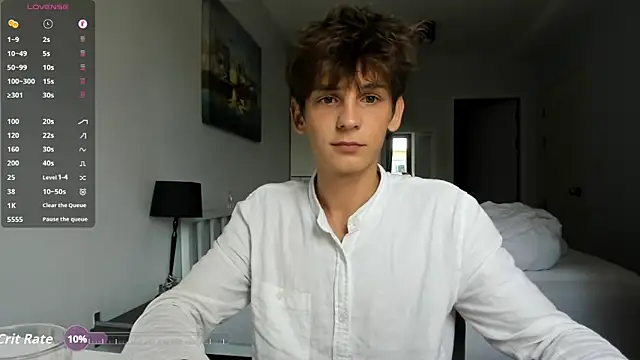 Snapshot of MiracleCam chatting on November 2025 06:12:02 AM MiracleCam online show from November 2025 06:12:02 AM