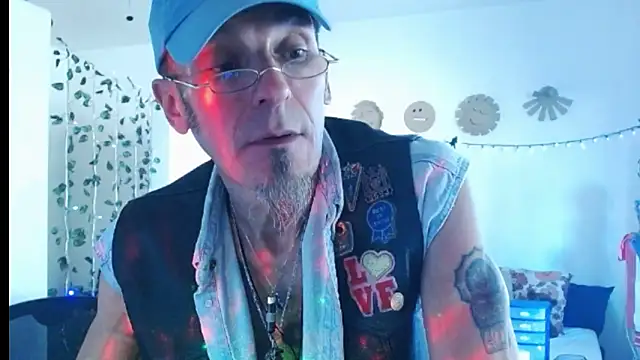 Snapshot of mycock2474u chatting on February 2025 02:58:02 AM mycock2474u online show from February 2025 02:58:02 AM