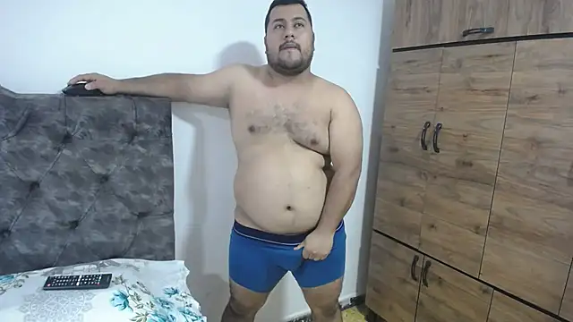 santi hothot online show from September 2025 06:52:01 PM