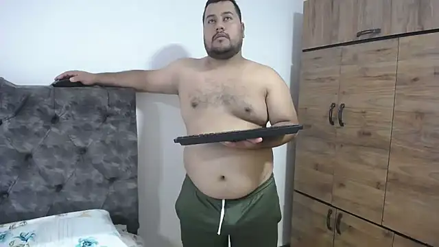 santi hothot online show from September 2025 07:14:02 PM