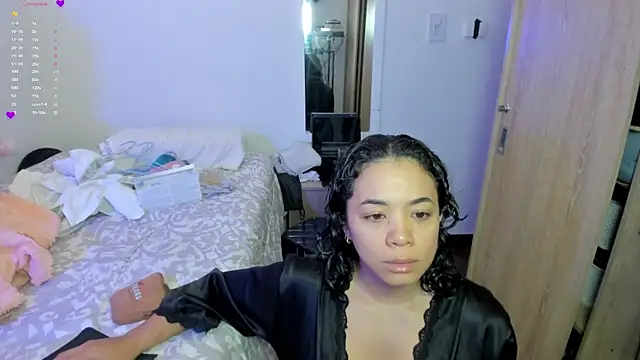 Snapshot of carolgaita chatting on June 2026 11:12:01 AM carolgaita online show from June 2026 11:12:01 AM