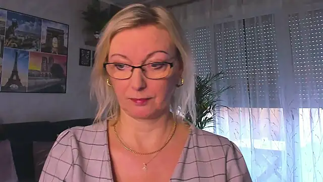 vanessa chat online show from January 2026 02:21:01 PM