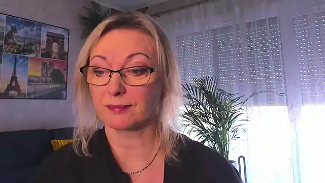 vanessa chat online show from March 2026 02:21:01 PM