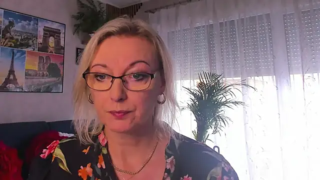 vanessa chat online show from June 2026 01:26:01 PM