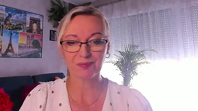 Snapshot of vanessa_chat chatting on June 2026 01:59:01 PM vanessa chat online show from June 2026 01:59:01 PM