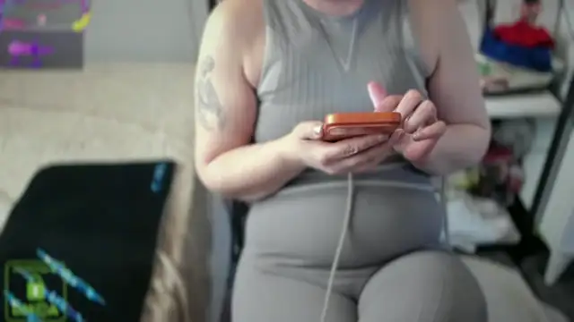 bisexyelizz online show from March 2026 11:16:01 AM