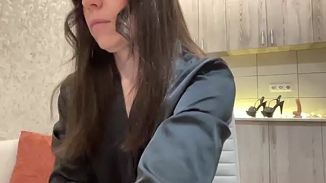 HotyWinter online show from March 2026 03:12:01 AM