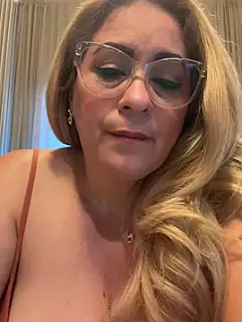 x elena x online show from February 2025 01:39:01 PM