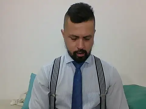 TRIISTAN KING10 online show from December 2024 08:12:02 PM