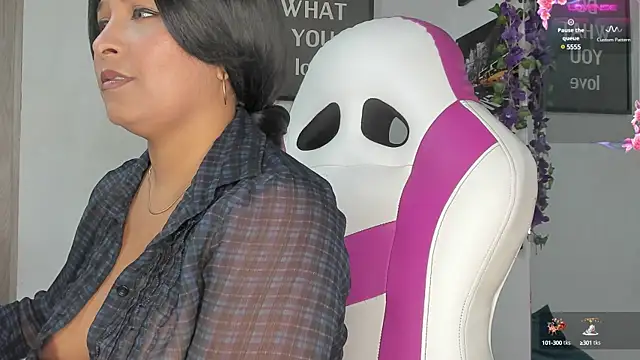 Snapshot of paola_ih chatting on December 2024 02:24:02 PM paola ih online show from December 2024 02:24:02 PM