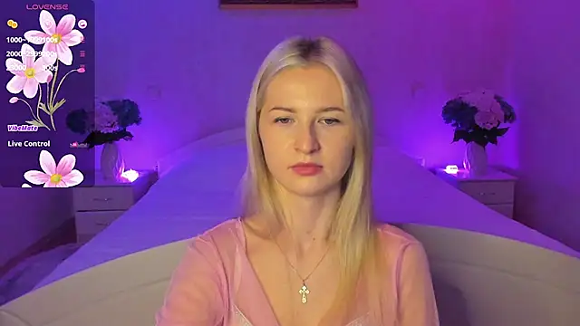 AnnaCarrera online show from October 2025 09:11:01 PM