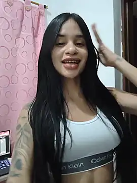 Snapshot of secretgreisy_ chatting on June 2026 05:05:02 AM secretgreisy online show from June 2026 05:05:02 AM