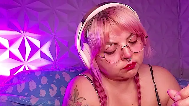 Satyn doll online show from March 2026 12:28:02 AM