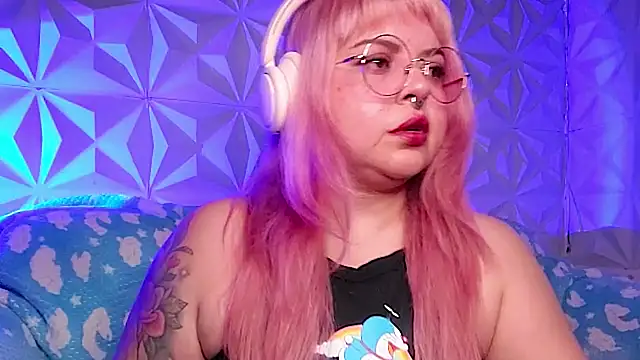 Satyn doll online show from April 2026 09:53:01 PM